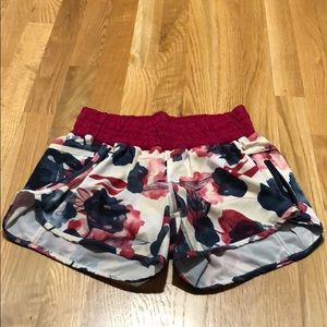 Lululemon Size 8 floral tracker style shorts